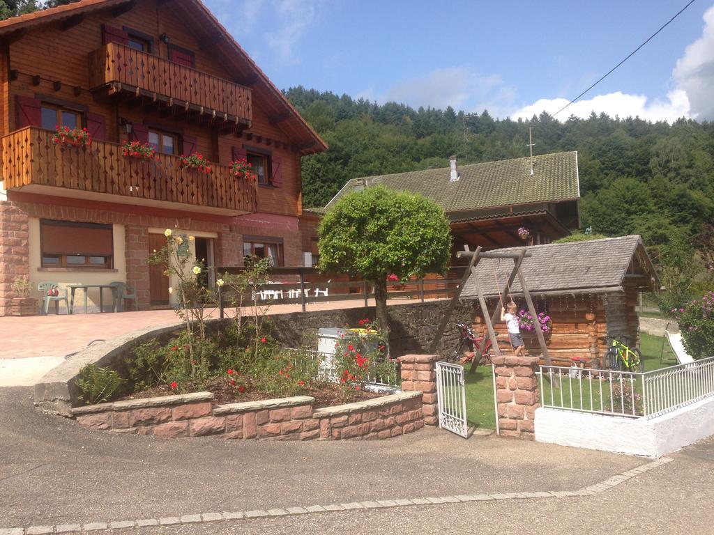 Gites Les Pins Et Les Bruyeres Wangenbourg-Engenthal Exterior foto